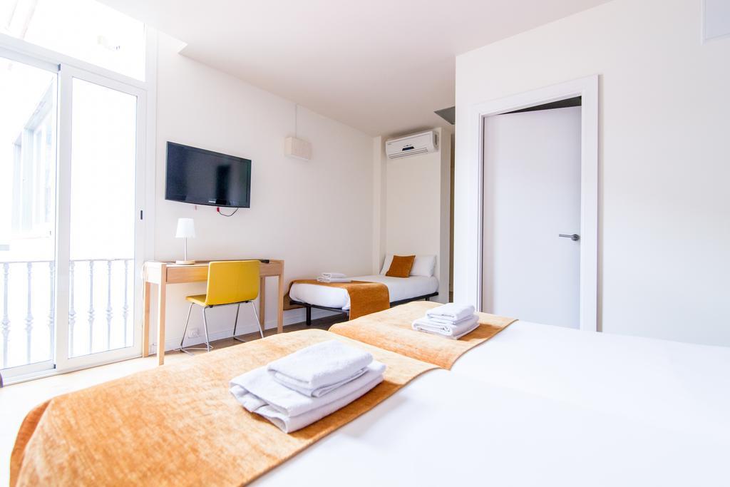Hostal Barcelona Centro Zewnętrze zdjęcie
